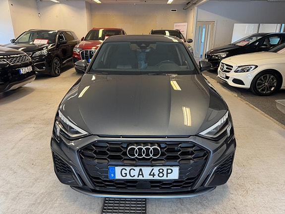 Audi A3 6 of 12