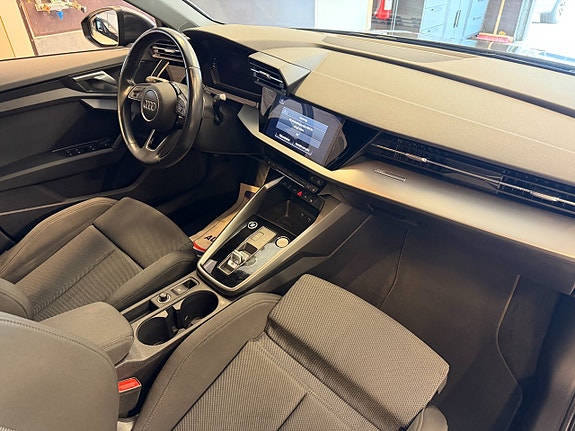 Audi A3 9 of 12