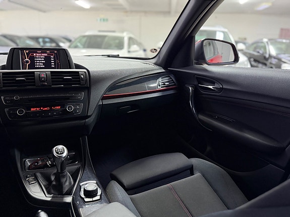 BMW 118d 12 of 18