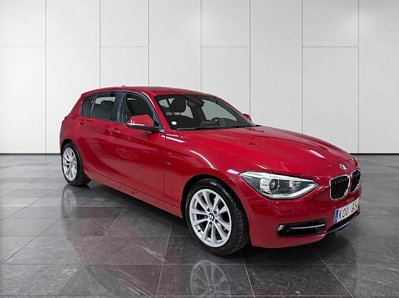 BMW 118d 2 of 5