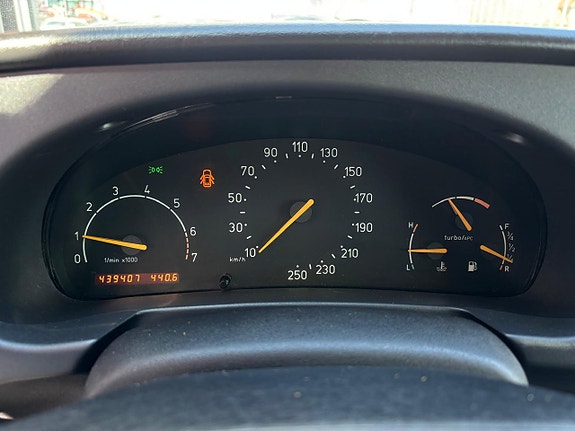 Saab 900 13 of 23