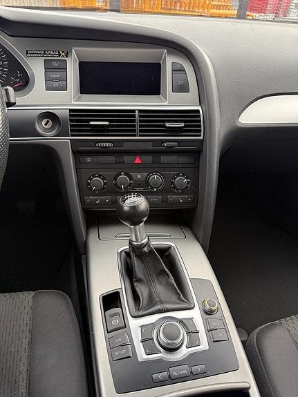 Audi A6 24 of 27