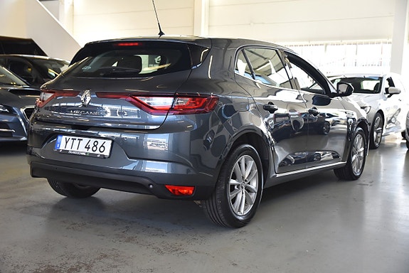 Renault Megane 3 of 5