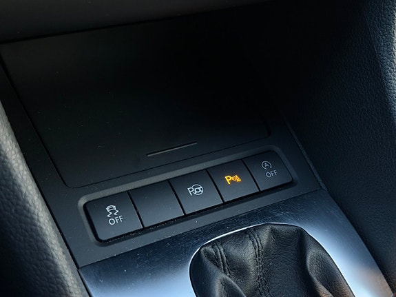 Volkswagen Golf VI 17 of 24