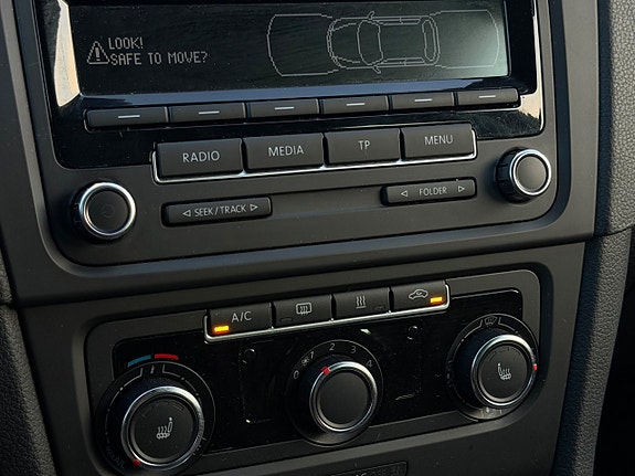 Volkswagen Golf VI 20 of 24