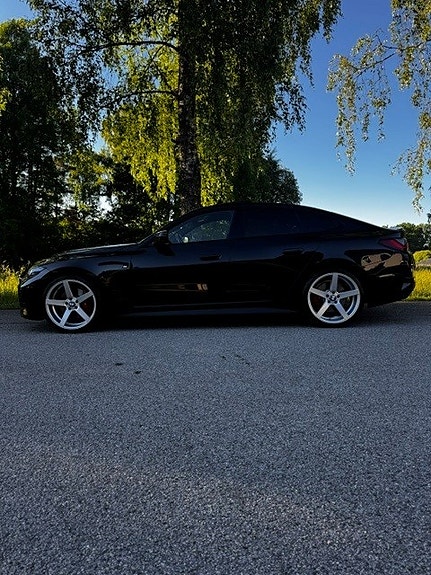 BMW 420d 3 of 5