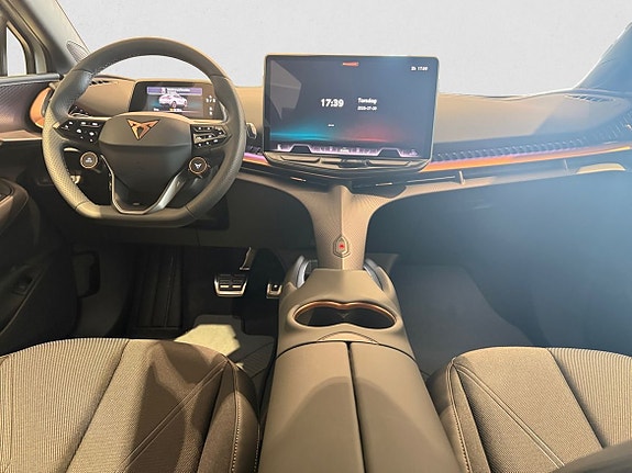 Cupra Tavascan 9 of 20