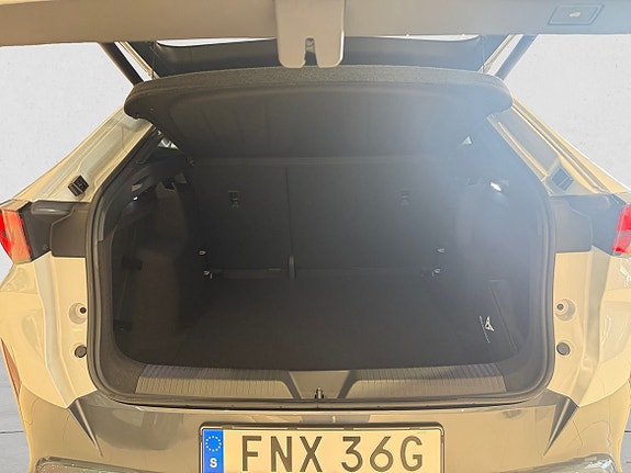 Cupra Tavascan 16 of 20
