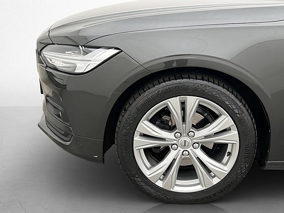 Volvo V90 28 of 30