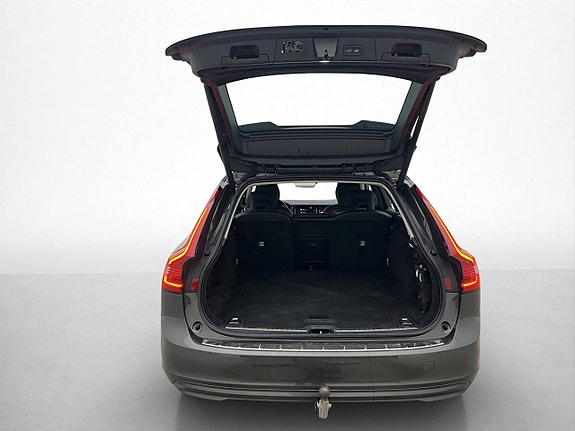 Volvo V90 27 of 30