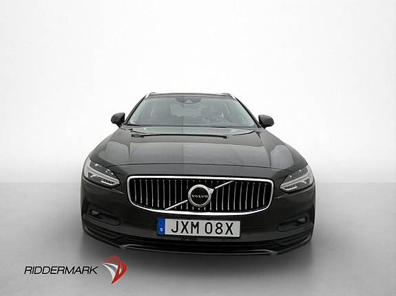 Volvo V90 2 of 5