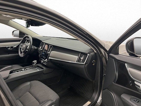 Volvo V90 25 of 30