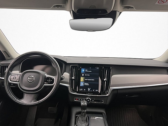 Volvo V90 16 of 30