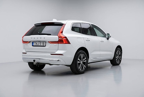 Volvo XC60 3 of 23