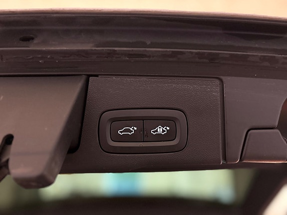 Volvo XC60 19 of 23