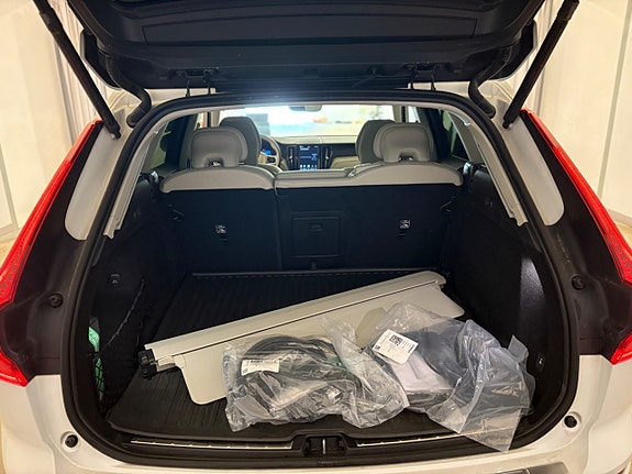 Volvo XC60 18 of 23