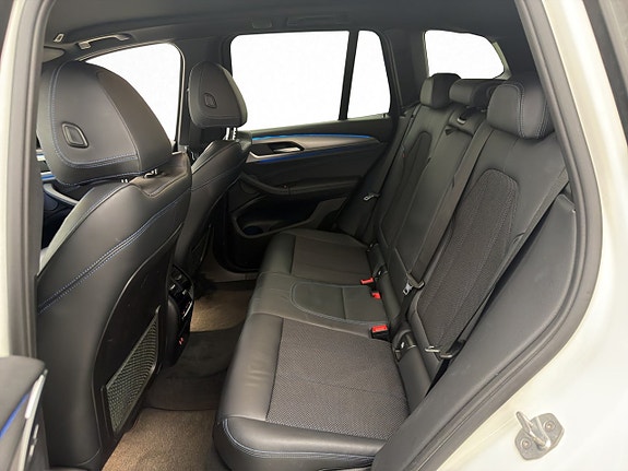 BMW X3 19 of 30