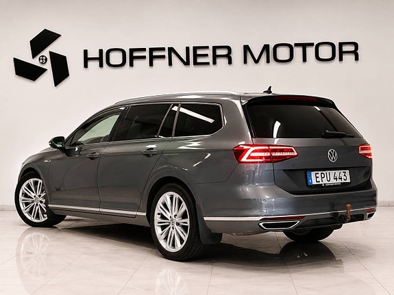 Volkswagen Passat 7 of 18