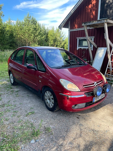 Citroen Xsara Picasso 3 of 3