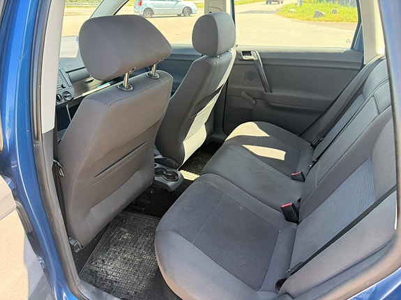Volkswagen Polo 8 of 9