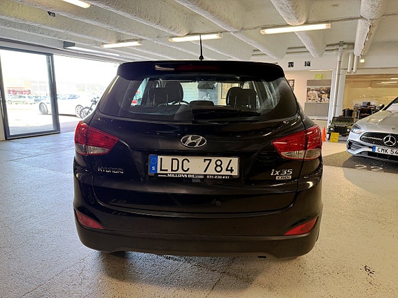 Hyundai ix35 8 of 19