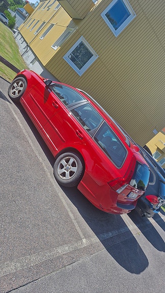 Volvo V50 3 of 3