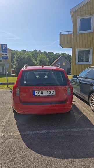 Volvo V50 2 of 3