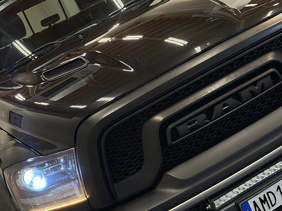 Dodge RAM 1500 4 of 5