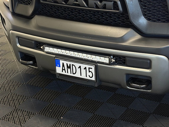 Dodge RAM 1500 3 of 5