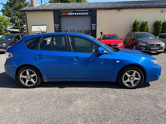 Subaru Impreza 2 of 5