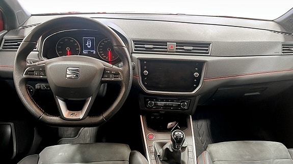 Seat Arona 4 of 5
