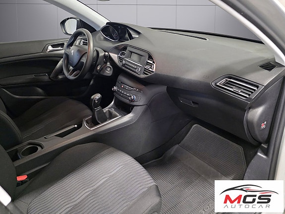 Peugeot 308 12 of 25