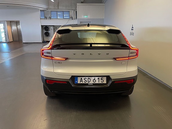 Volvo C40 4 of 5