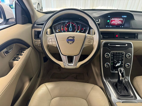 Volvo XC70 25 of 30