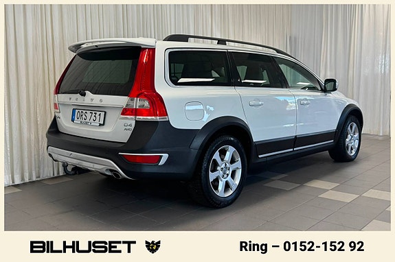 Volvo XC70 3 of 5