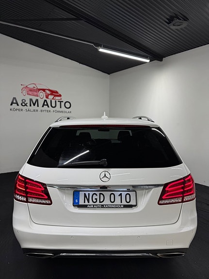 Mercedes-Benz E220 5 of 21