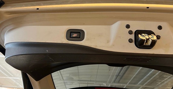Nissan X-Trail 15 of 20