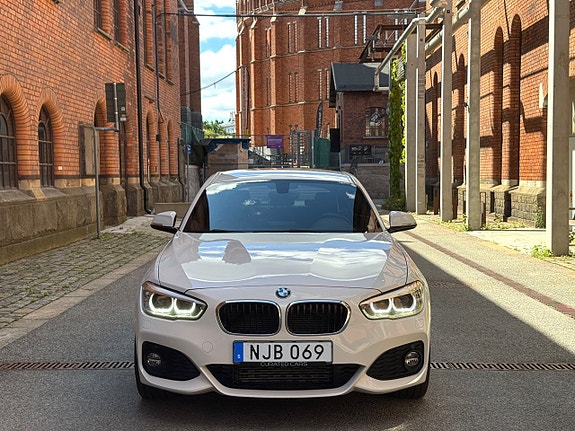BMW 120d 5 of 5
