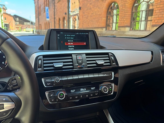 BMW 120d 12 of 15