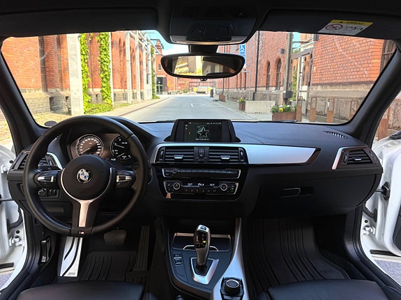 BMW 120d 11 of 15