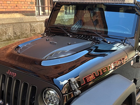 Jeep Wrangler 7 of 23