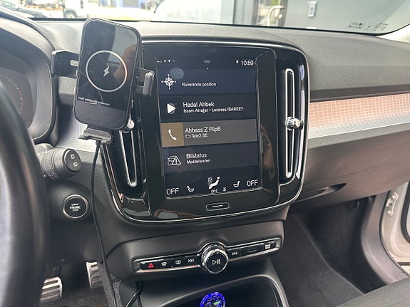 Volvo XC40 12 of 15