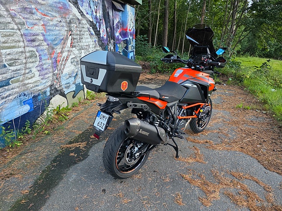 KTM 1290 Super Adventure 3 of 3