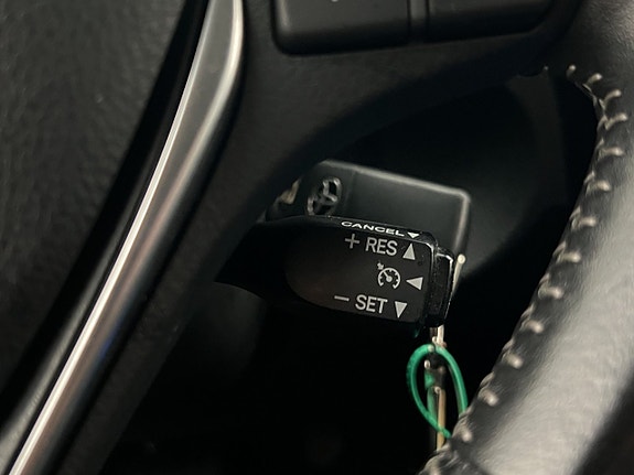 Toyota Auris 17 of 30