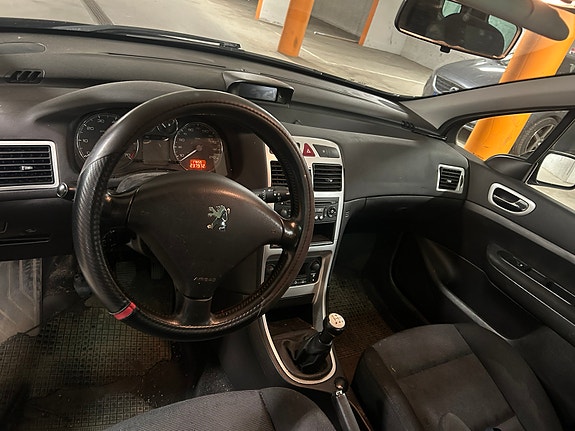 Peugeot 307 SW 5 of 5