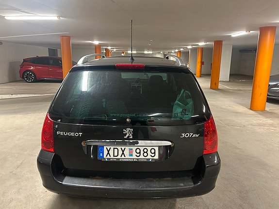Peugeot 307 SW 4 of 5