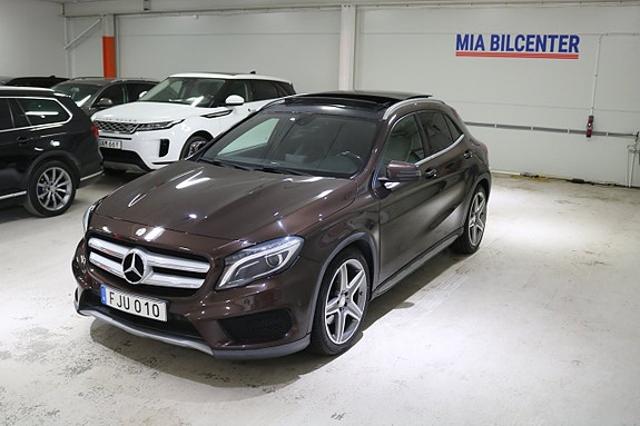 Mercedes-Benz GLA220 19 of 22