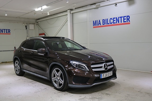 Mercedes-Benz GLA220 21 of 22