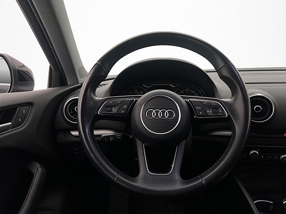 Audi A3 11 of 29