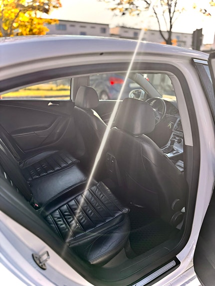 Volkswagen Passat 6 of 9